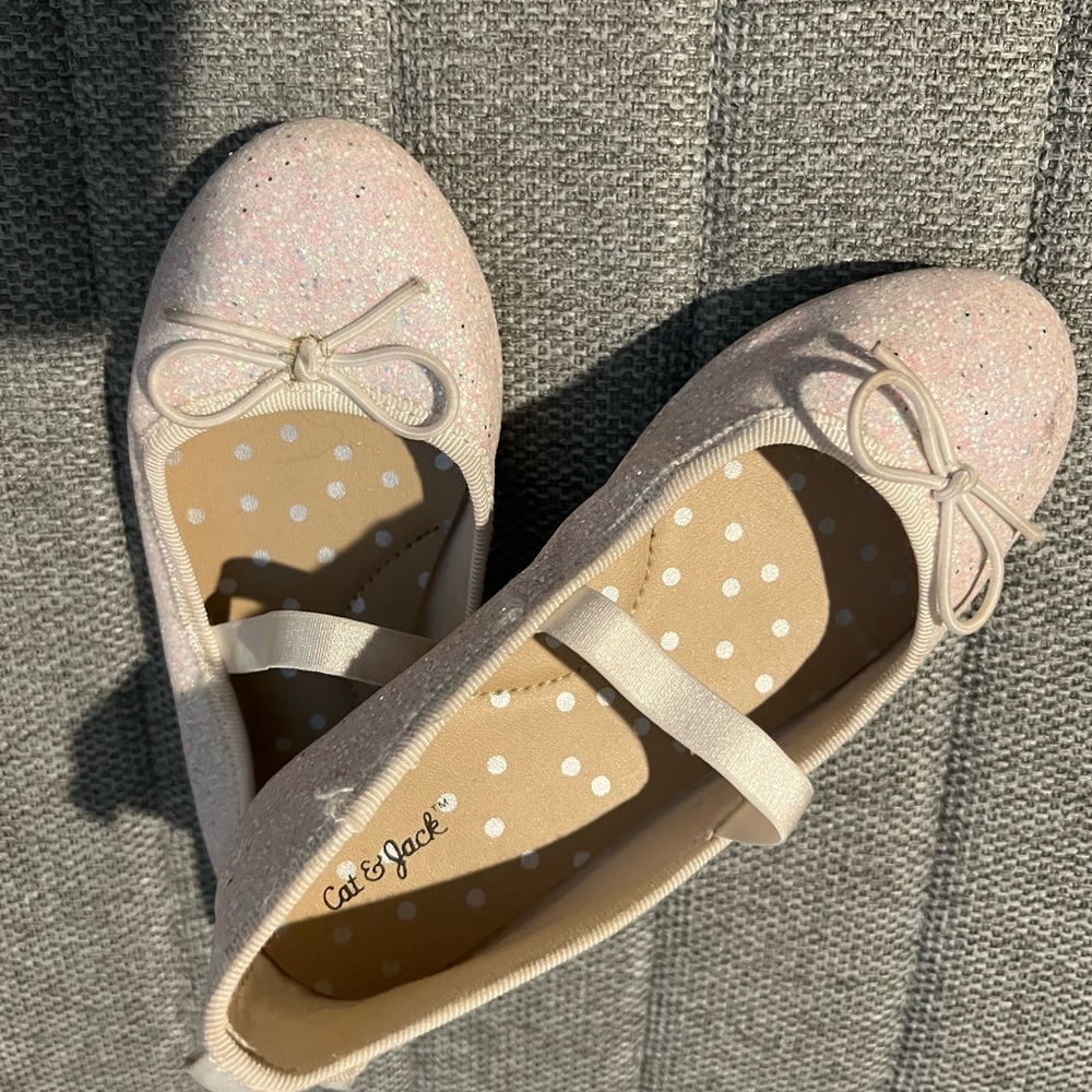 Cat & Jack Pink Dress Shoes with Elegant Design